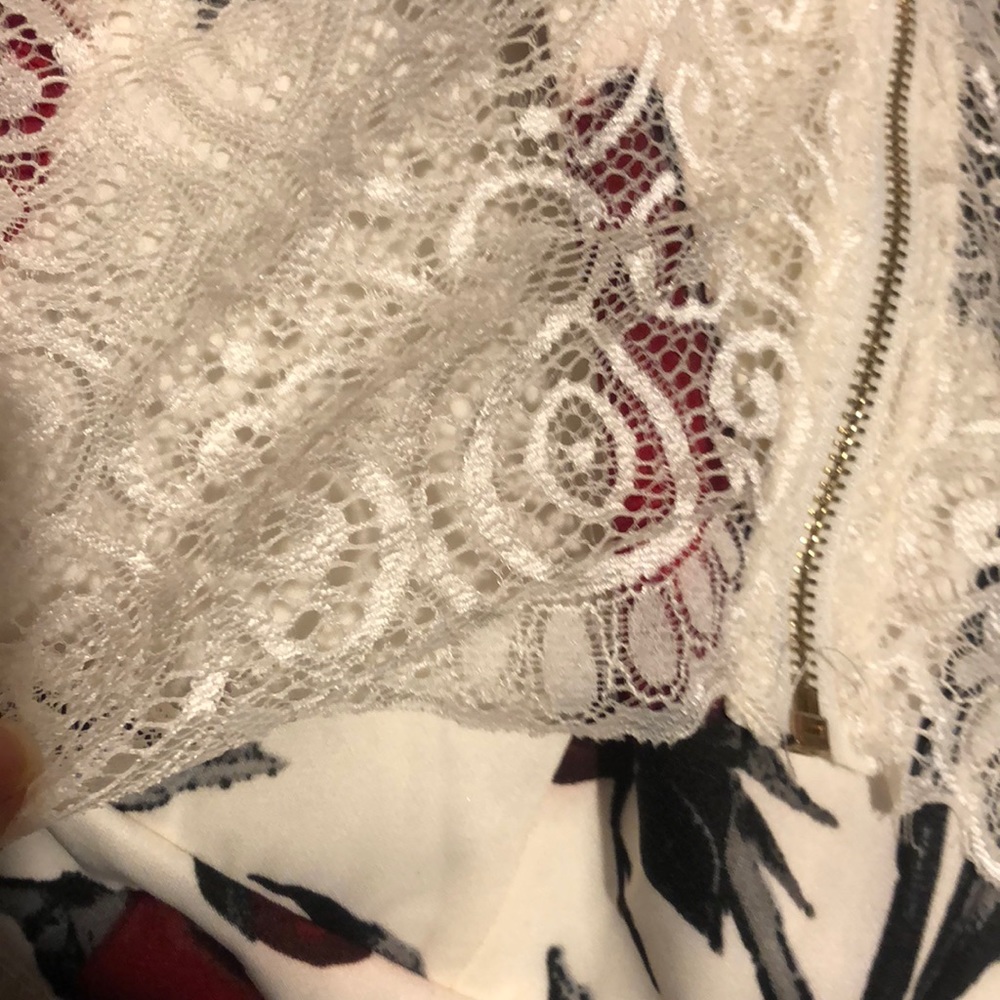 Dress - Picture 3 of 4
